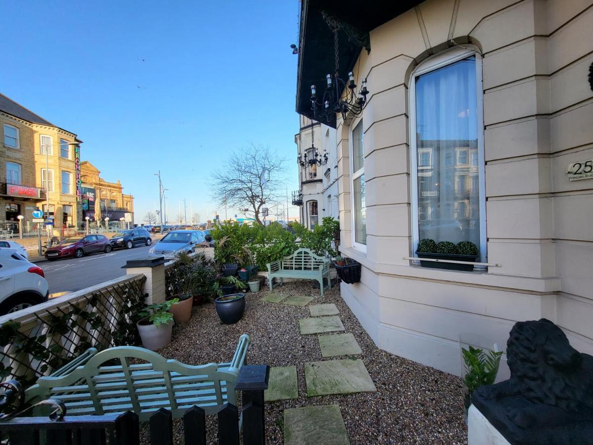 The Collingwood Guest House Грейт-Ярмут Екстер'єр фото